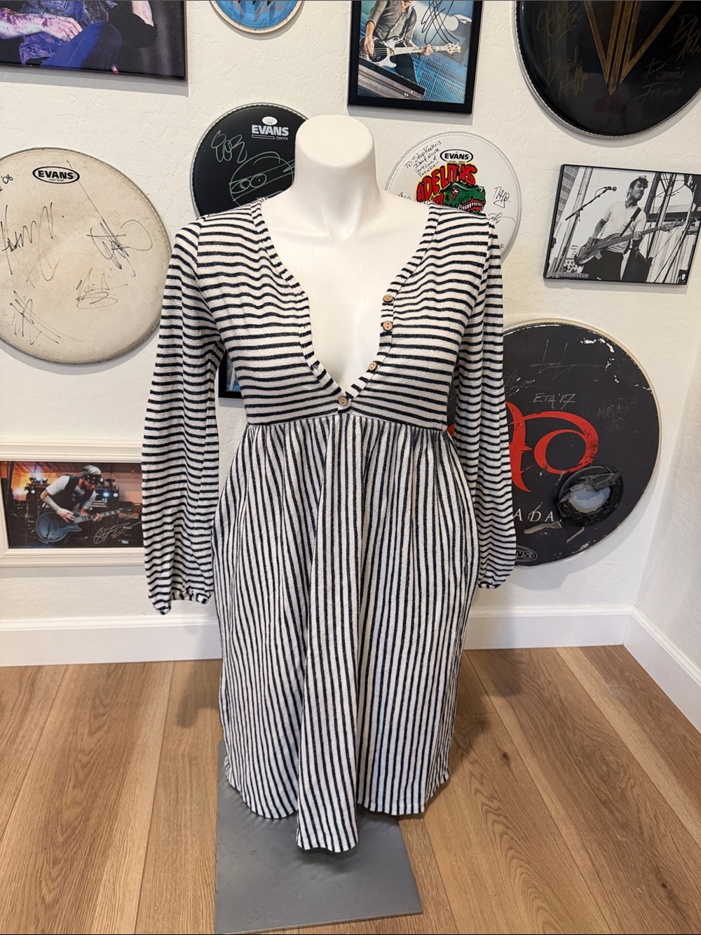 Hailey & Co Striped Midi Dress Size L
